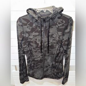 Lululemon hooded Define Jacket